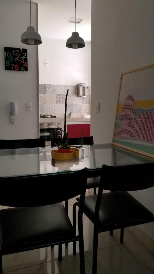 Apartamento em Copacabana - Rua Bolívar - 2 Quartos - Excelente Localização Rio de Janeiro Exterior foto